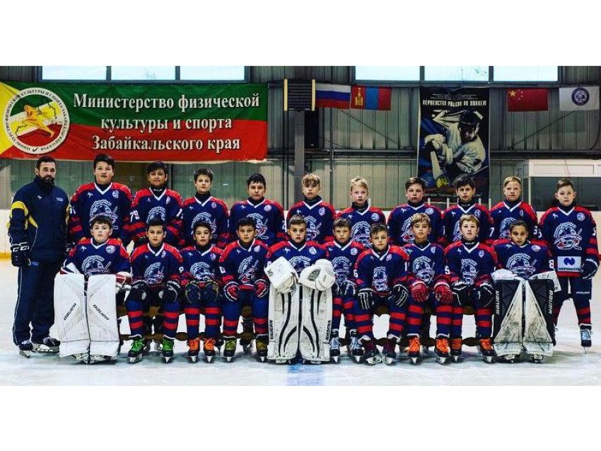 Хоккеисты команды «Чита-2008» поборются за бронзу первенства ДФО со сверстниками из Владивостока